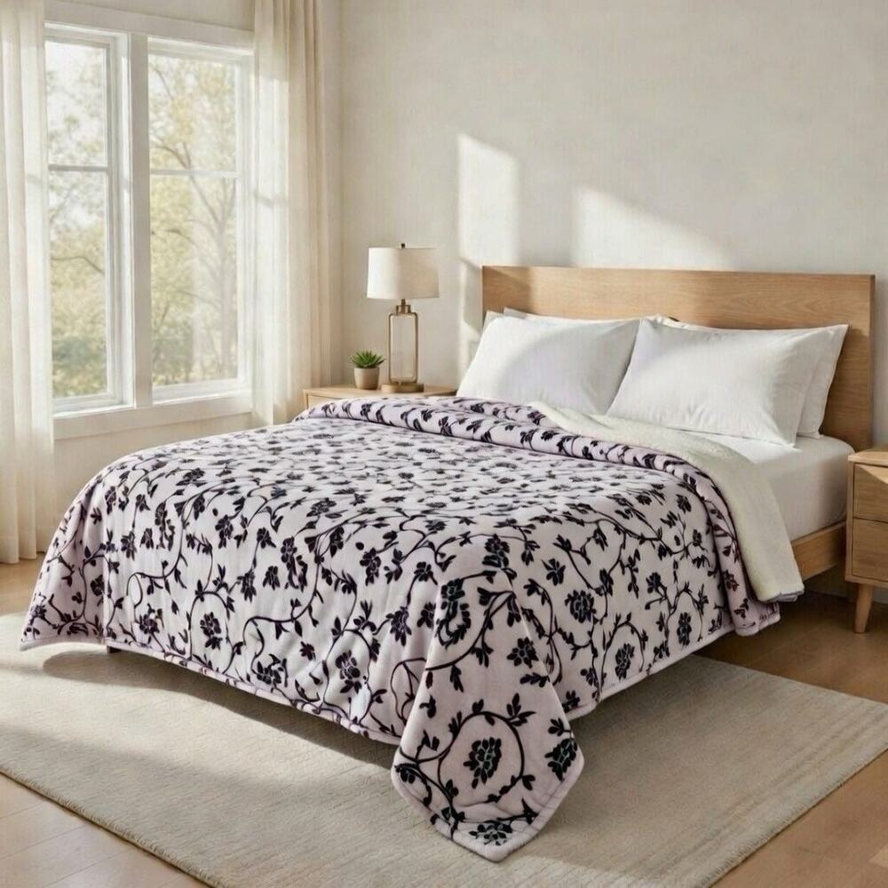 Cozy Queen Size Blanket - Plush & Warm with Vibrant Colors, Big Floral Brown